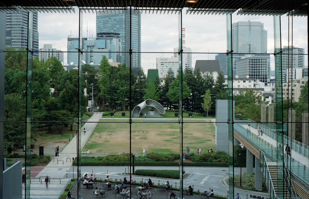 Roppongi (Tokyo Midtown), Tokyo - This place was very quiet in the morning but became very lively around lunch time as droves of office workers came down from their offices to have a bite to eat.