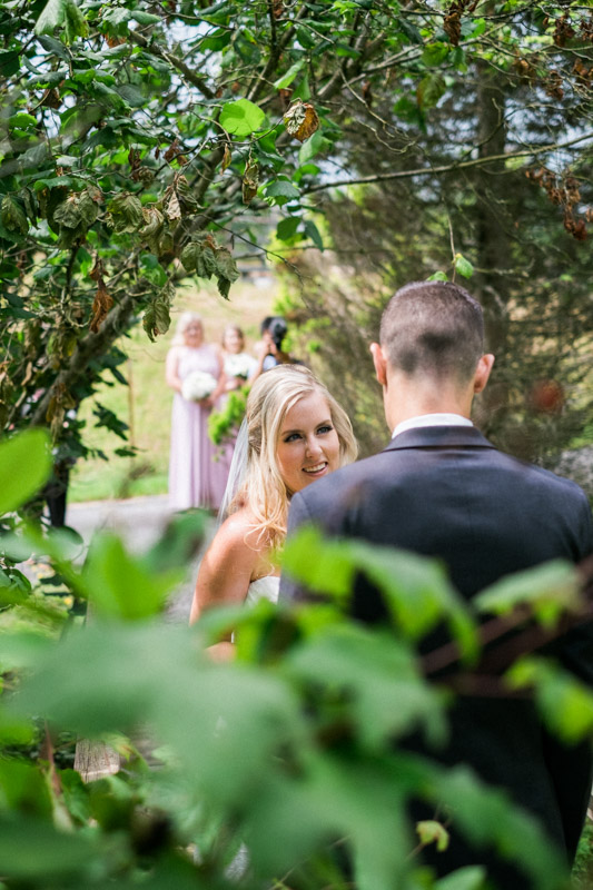 Kevin and Lindsay Whonnock Lake Jody Nay-26.jpg