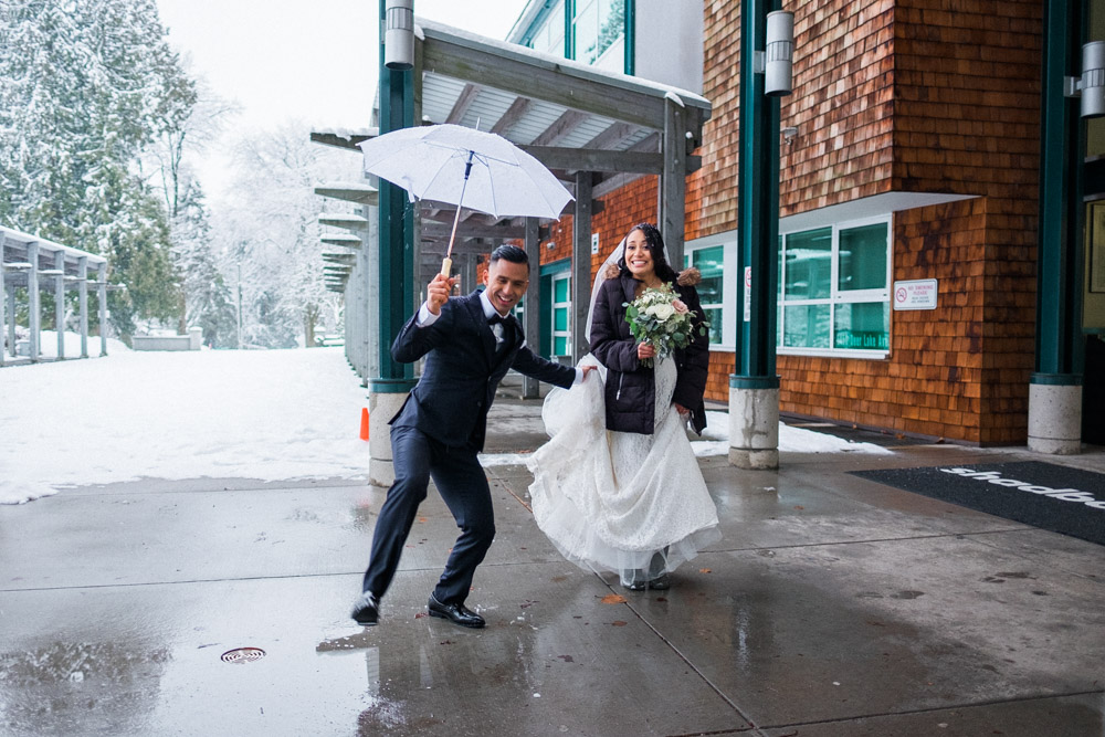 Kim and Jeremy - Snowy Wedding - Seconding for John Bello-45.jpg
