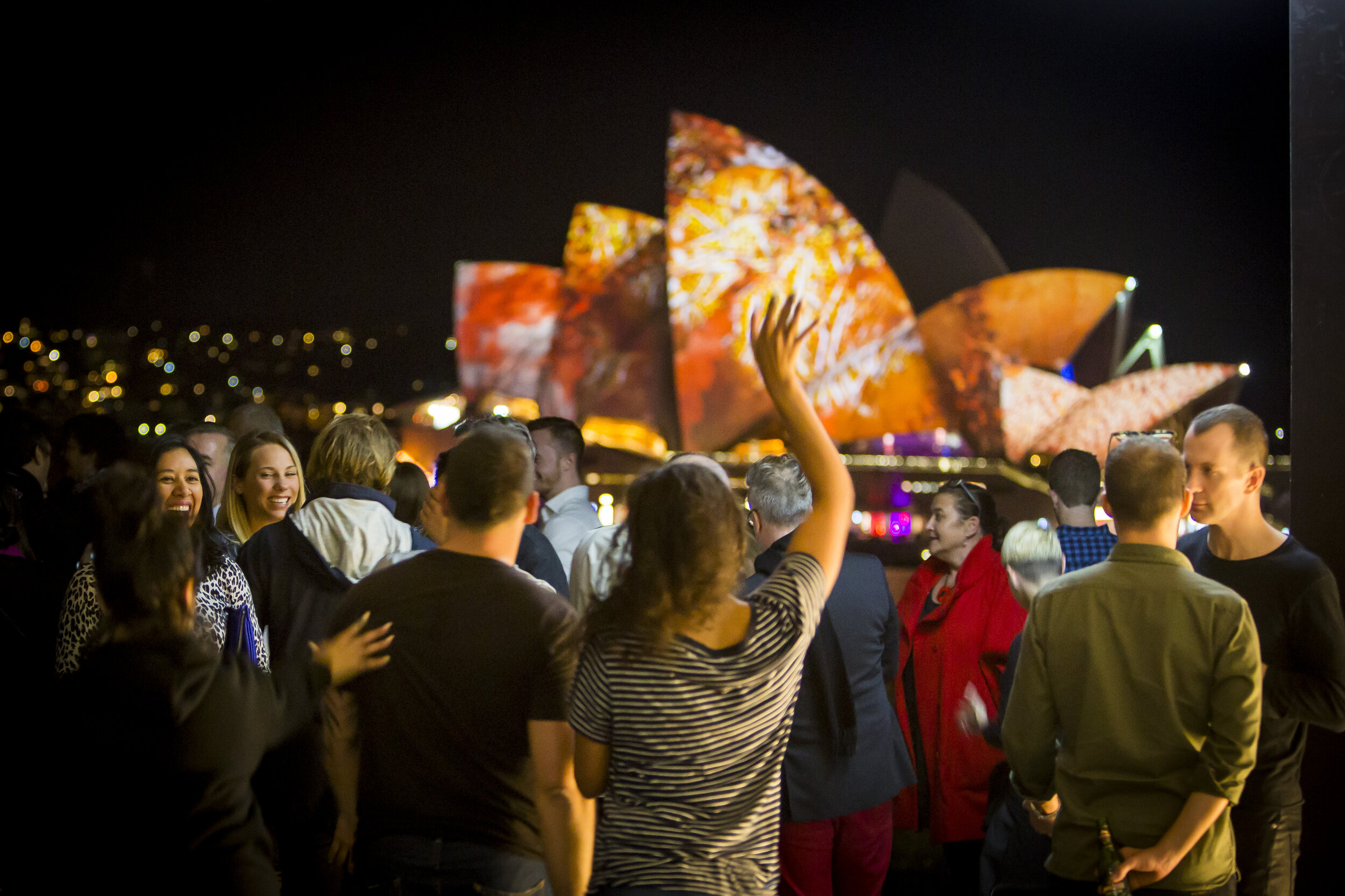 068_MCA_ARTBAR_Vivid_Sydney_2016_credit_Anna_Kucera156.jpg