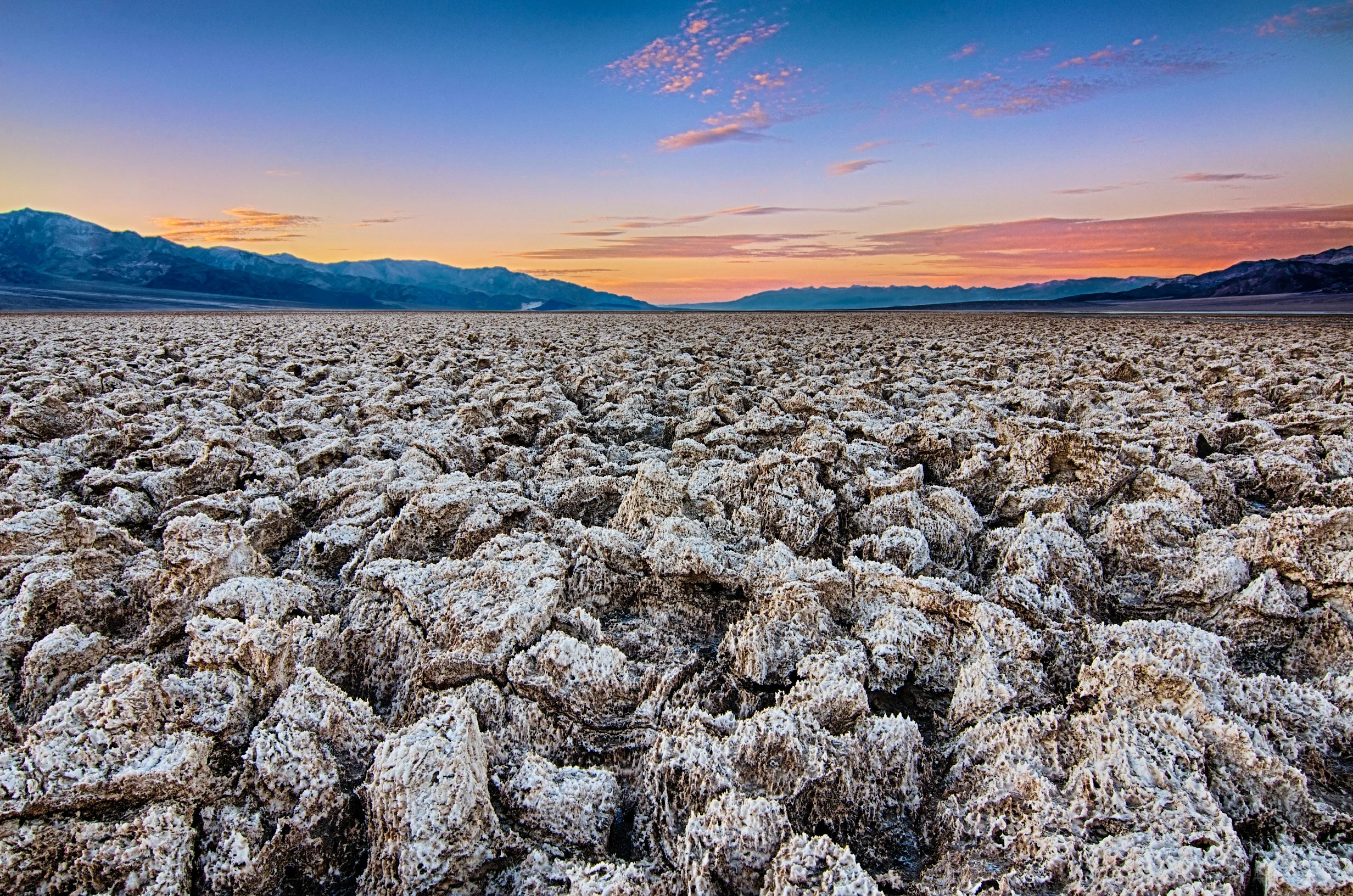 The Devil's Golf Course / Death Valley