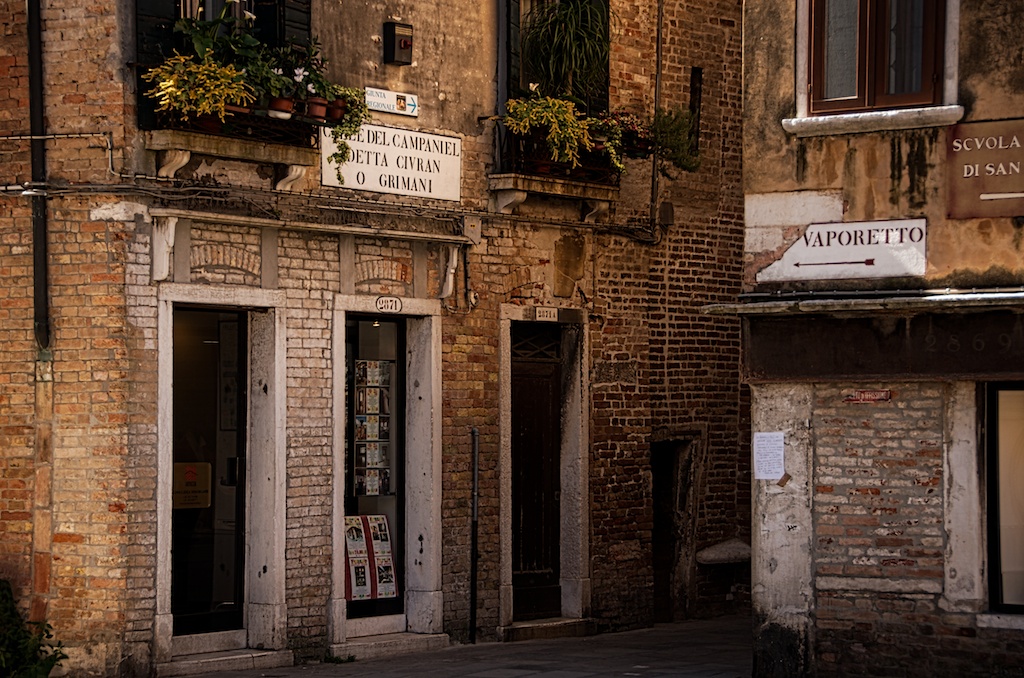 A Venice Alley