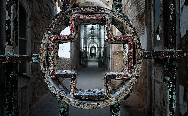 Happy Halloween! A Few Tips To Spookify Architecture