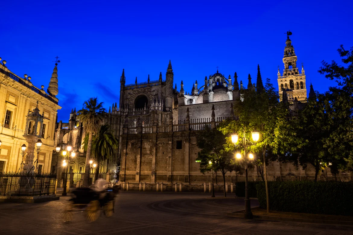 In Post: Masking Two Images Into One in Seville, Spain