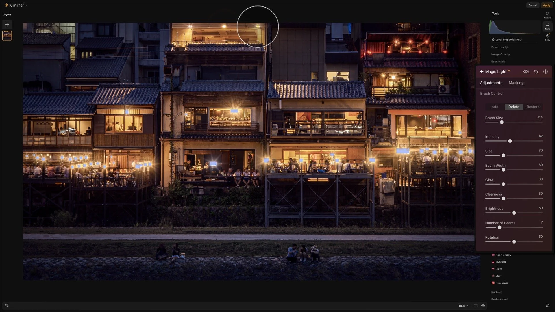 Luminar cityscape with detected light sources marked, showing which upper lamps are being adjusted.