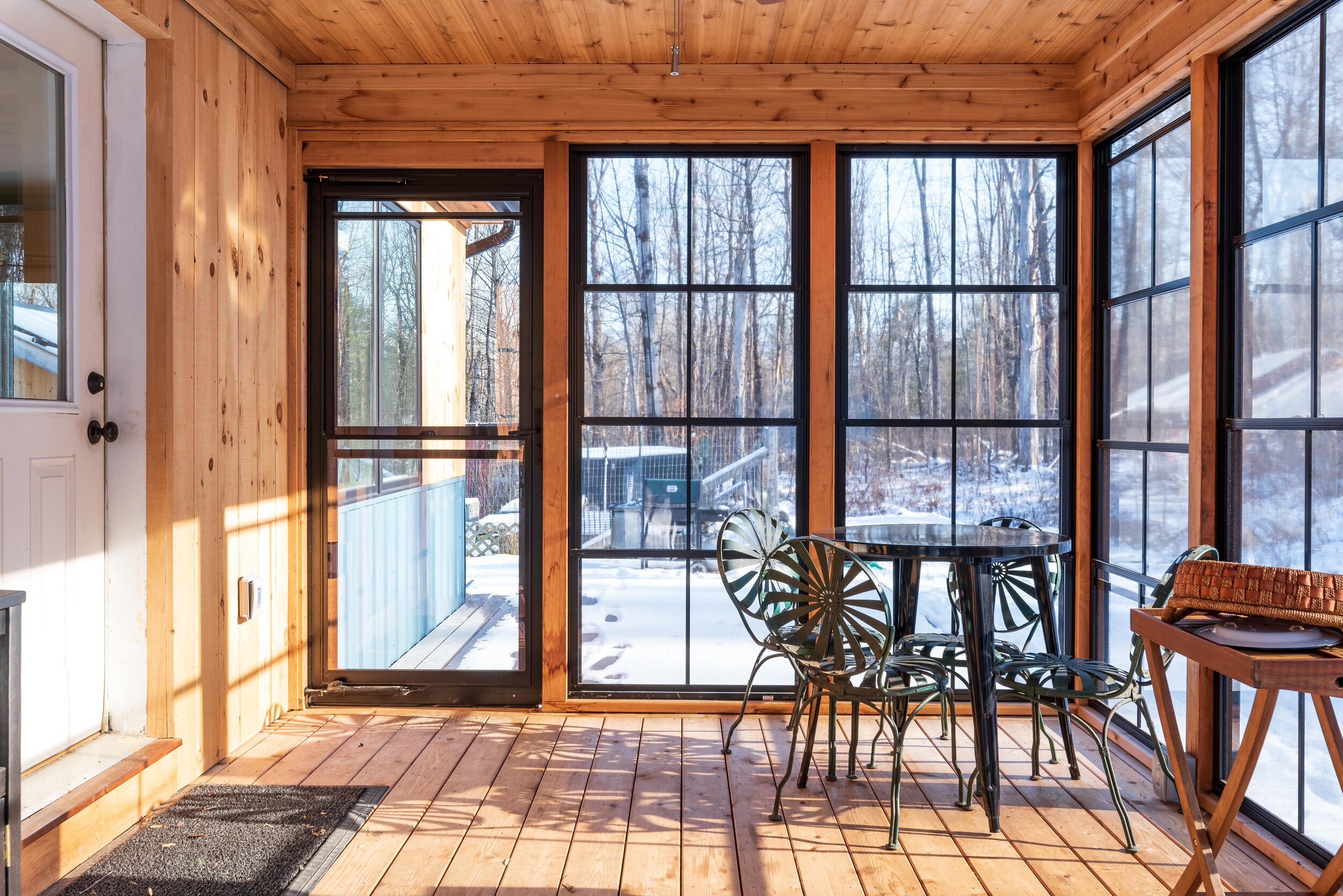 Three season sun porch