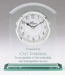 Q407 Glass dome clock.JPG