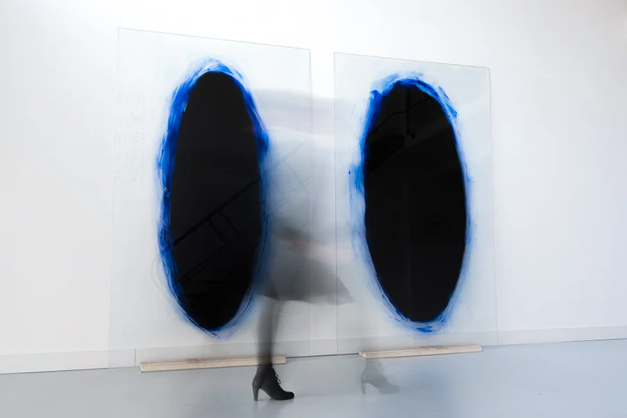 Blue Diptych Year : 2017 Materials : BiC ink painting on glass Dimensions : 233.5 x 140.5 cm ( w x h ) Photo : Studio Libertiny Private Collection, Brussels