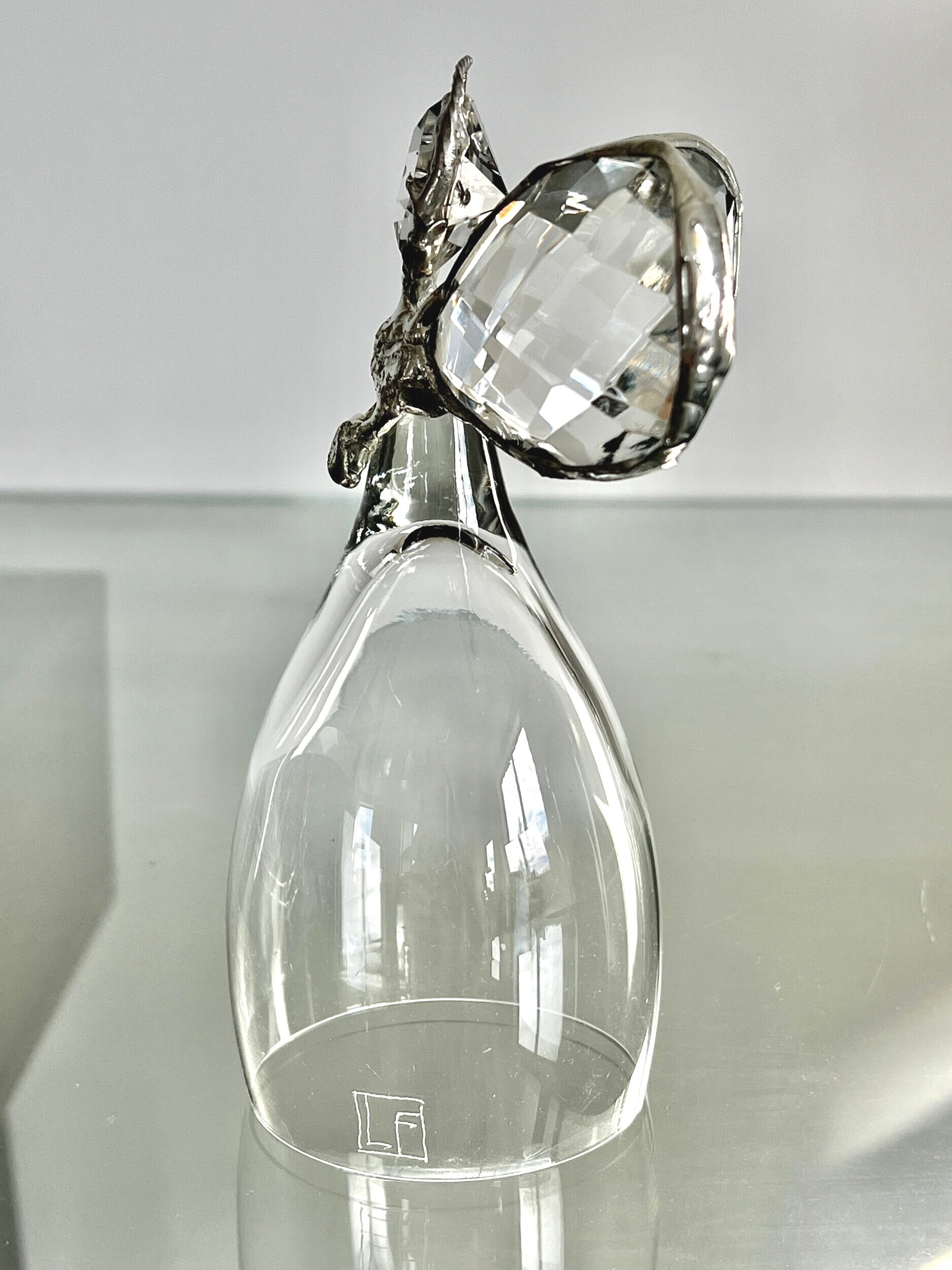 0BE60F9C-4F6F-4CFF-9534-3EA5D93B9175