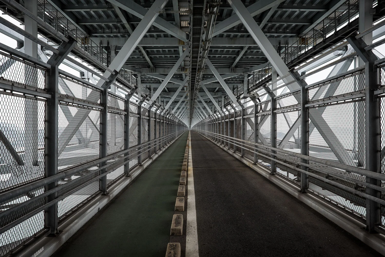 The last bridge even had a dedicated cycling lane, UNDERNEATH it! 