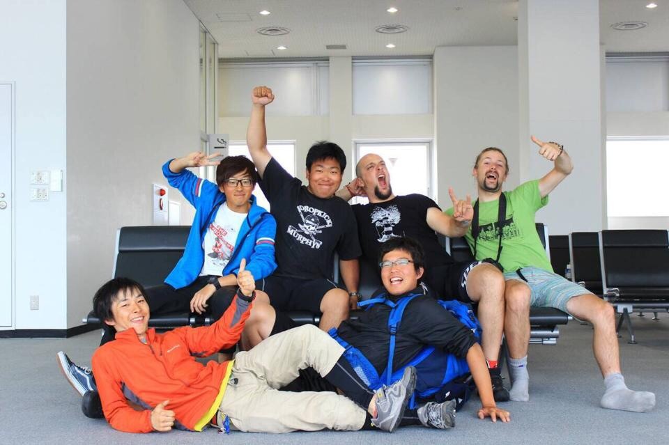 All of us at the ferry terminal (Thanks Yuta for the photo) 