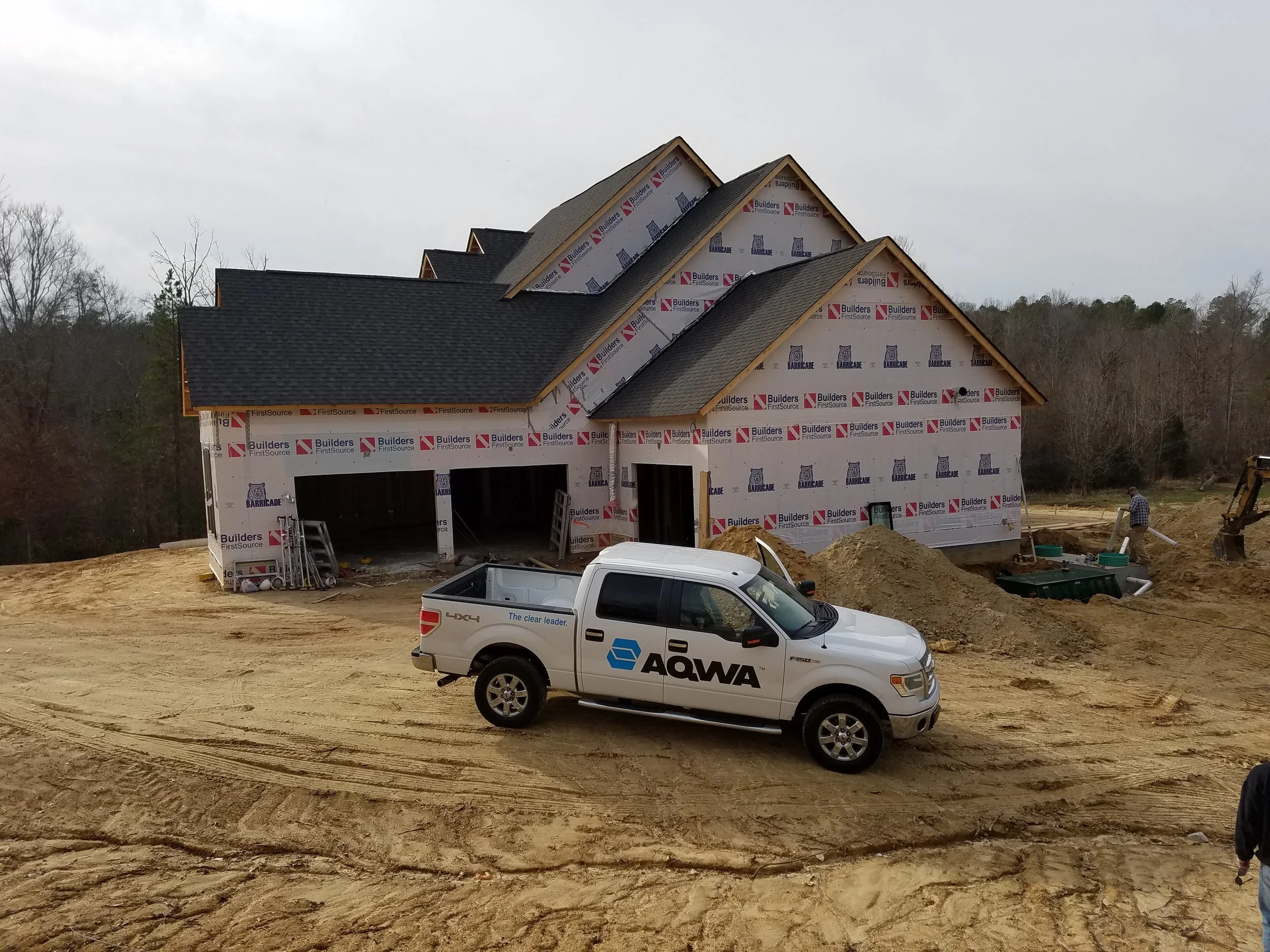 An AX20RT with drip irrigation drain field being installed by at a 4 bedroom home in Lancaster, SC. 