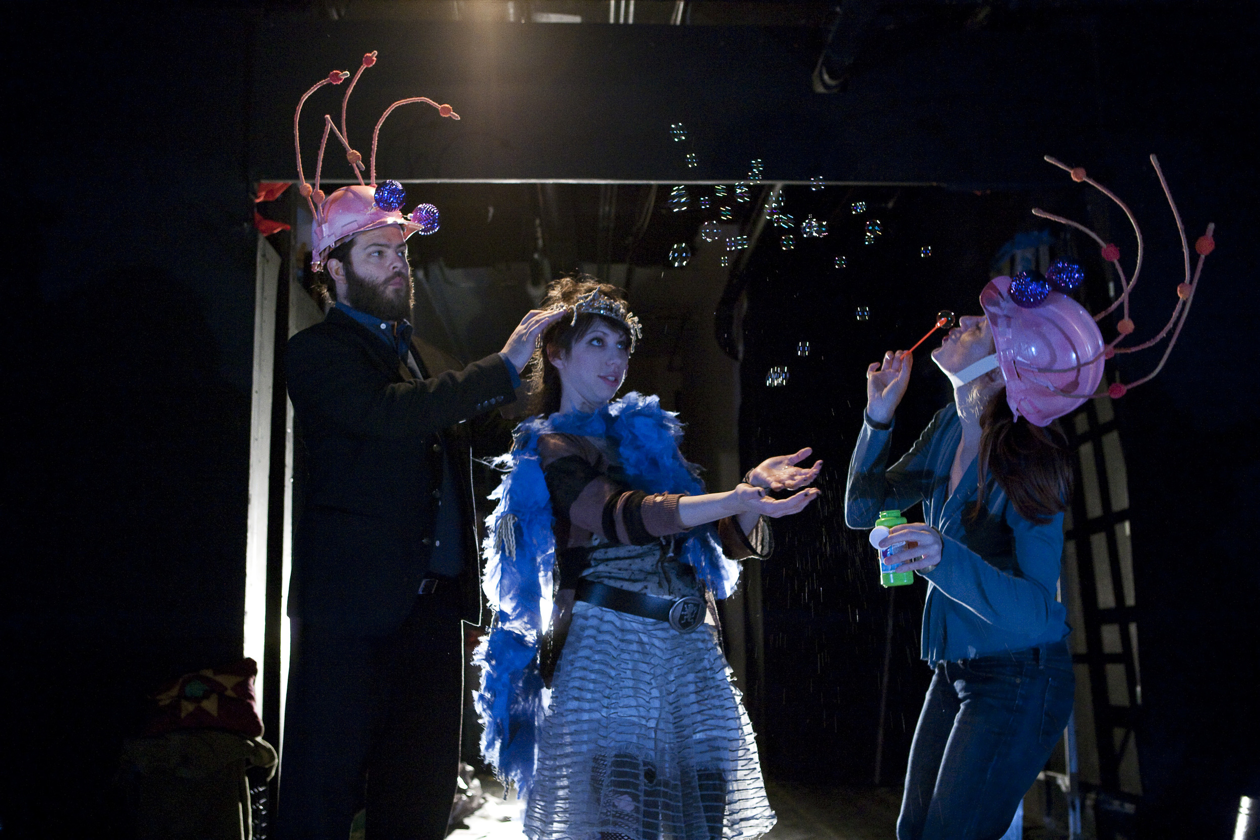  Nathaniel Kent, Jessica Pohly and Amy Landon. Photo by Aaron Epstein. 