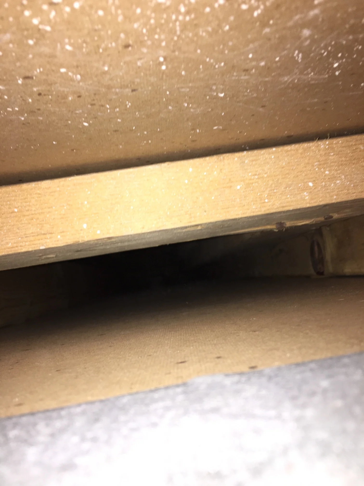 air duct pic 1.JPG