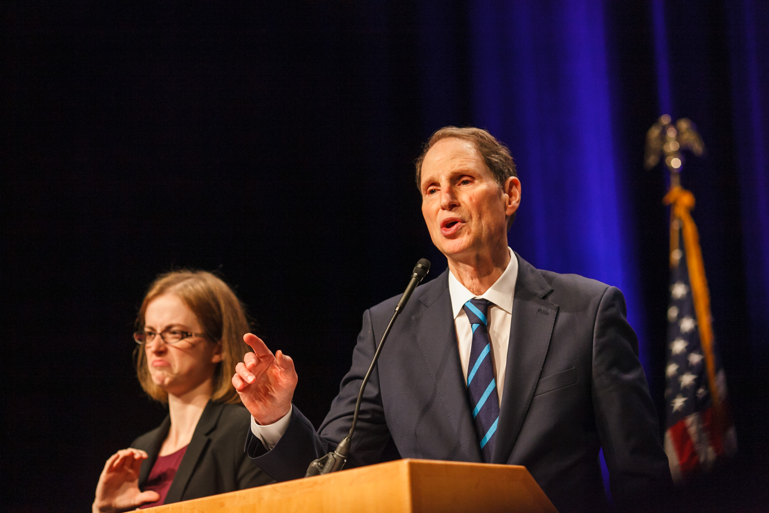 Sen Wyden-Andrea Lonas Photography-3472.jpg