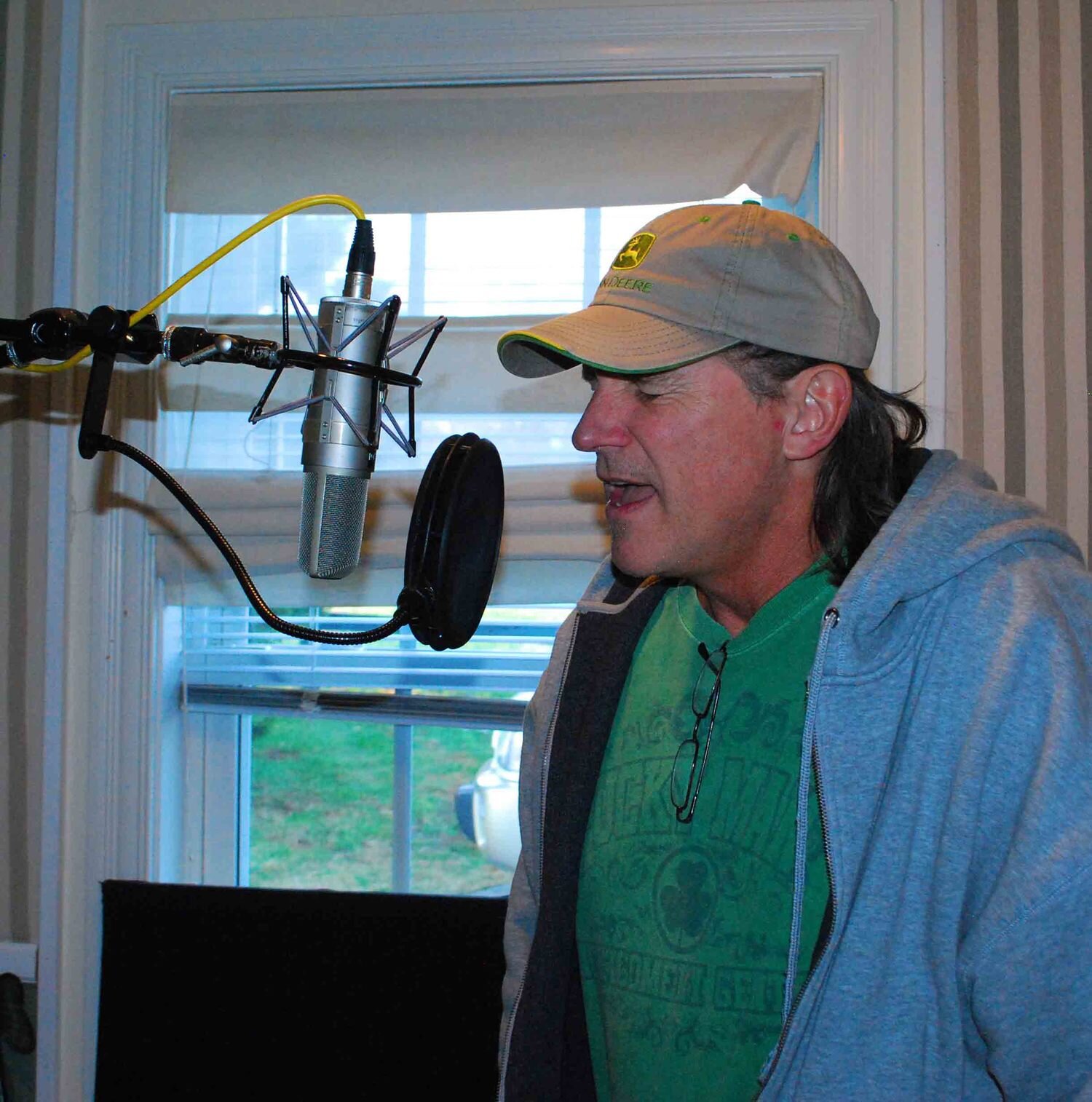 Billy Dean Recording "April Born in May"