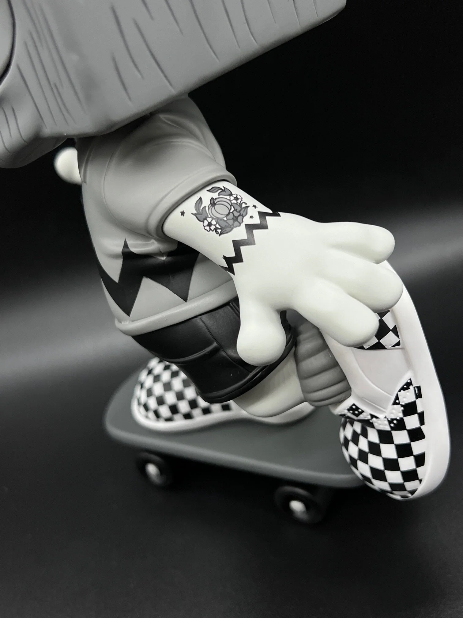 8CE1EBDF-C6BE-4610-BA3D-0EA650786528