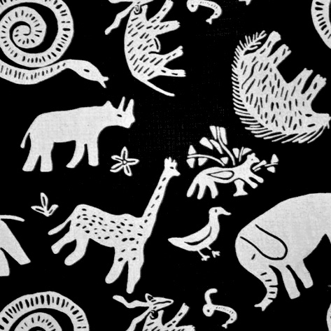 Animals around a snake (2).JPG