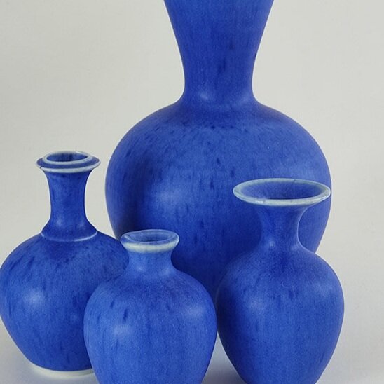 Sarah+Walters+Blue+Vases+2.jpg