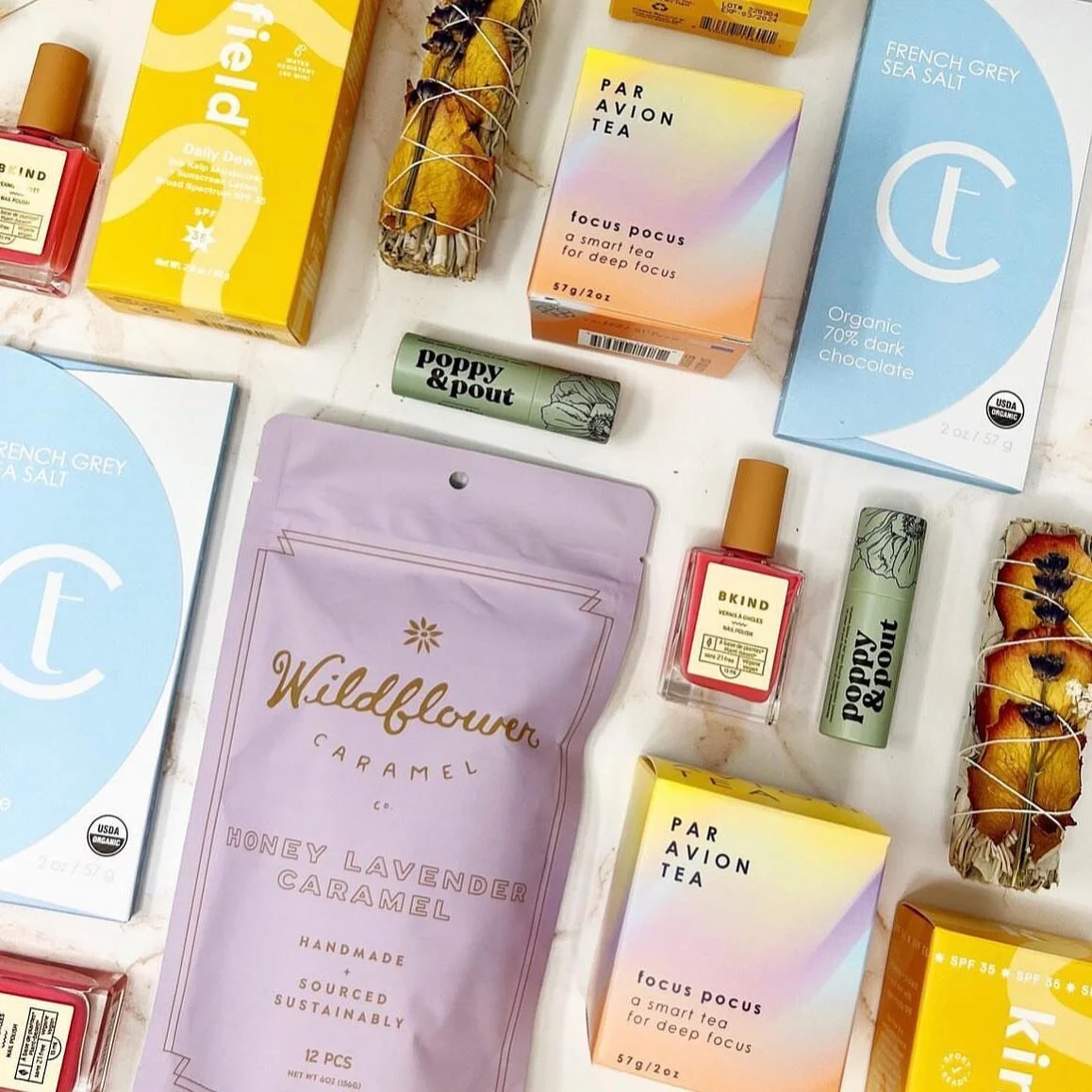 #repost @bonvivantgiftboxes #gifts