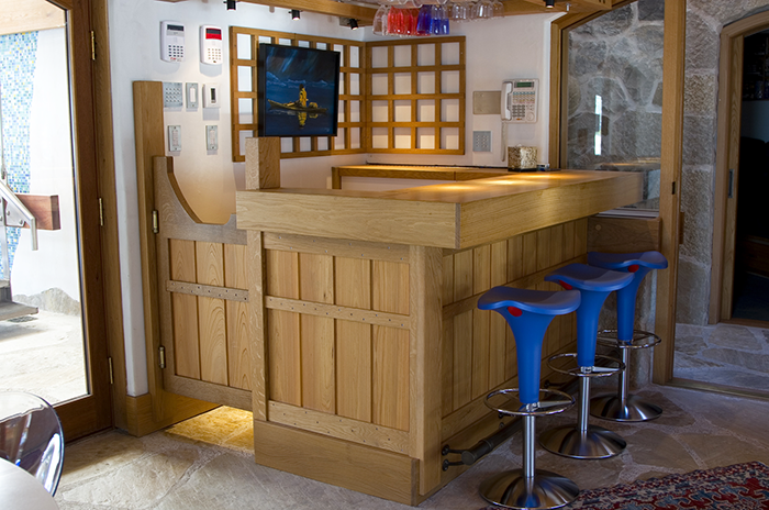 White Oak Bar