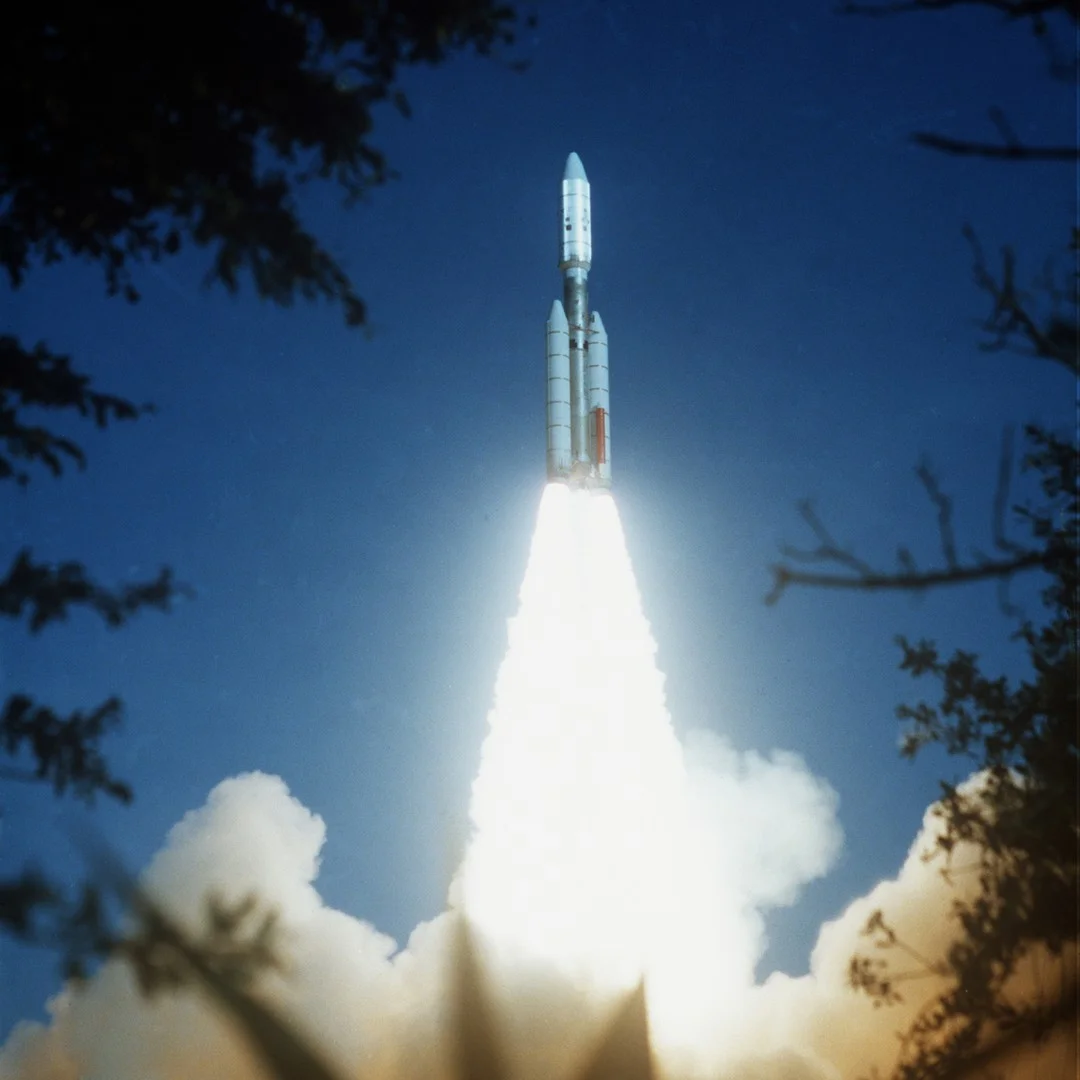 Photo 6 The_Farthest_Image_6_Voyager_2_Launch.jpg