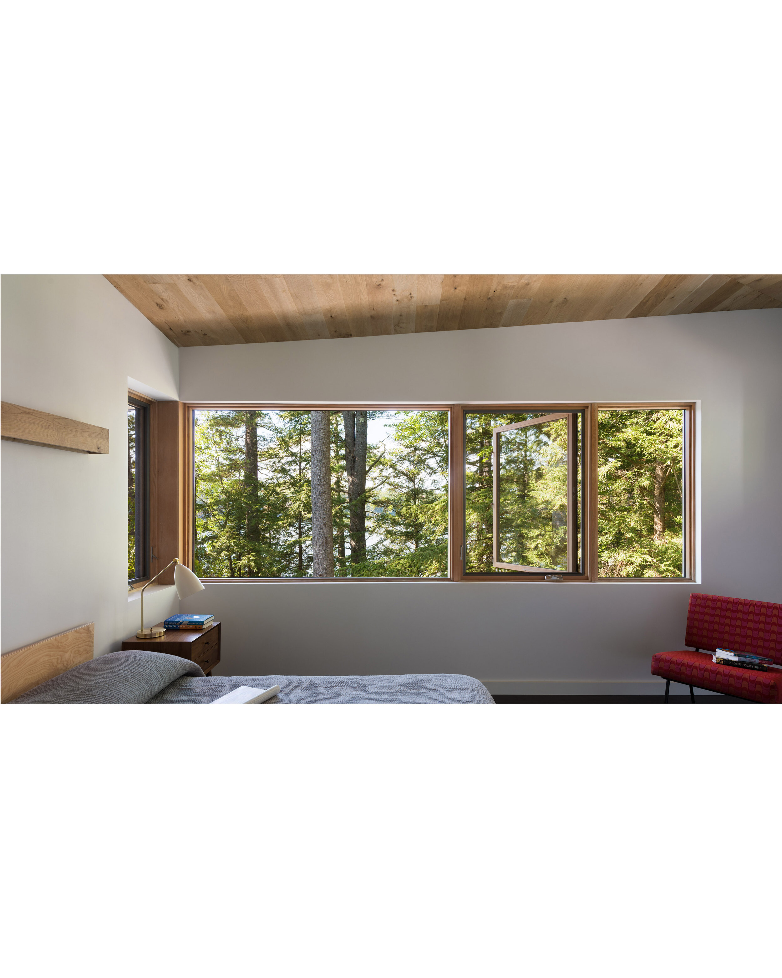 Wmasterbedroom.jpg