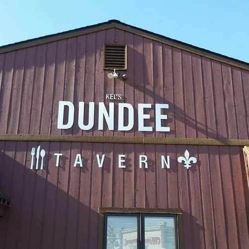 Neil solo at Dundee Tavern