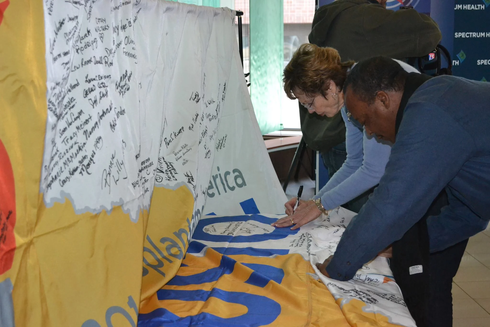 TM Flag Signing 2013-09.jpg