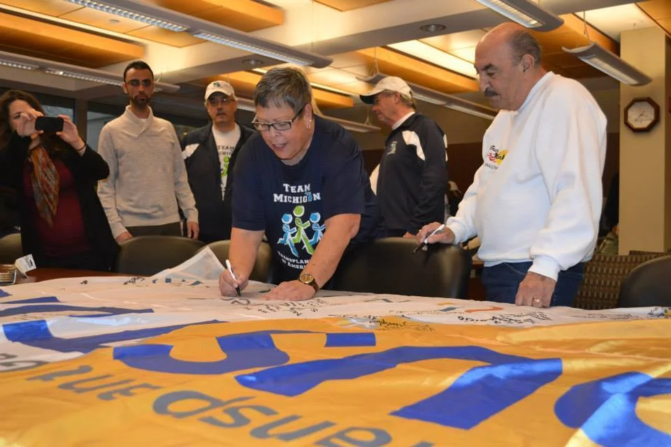 TM Flag Signing 2013-18.jpg