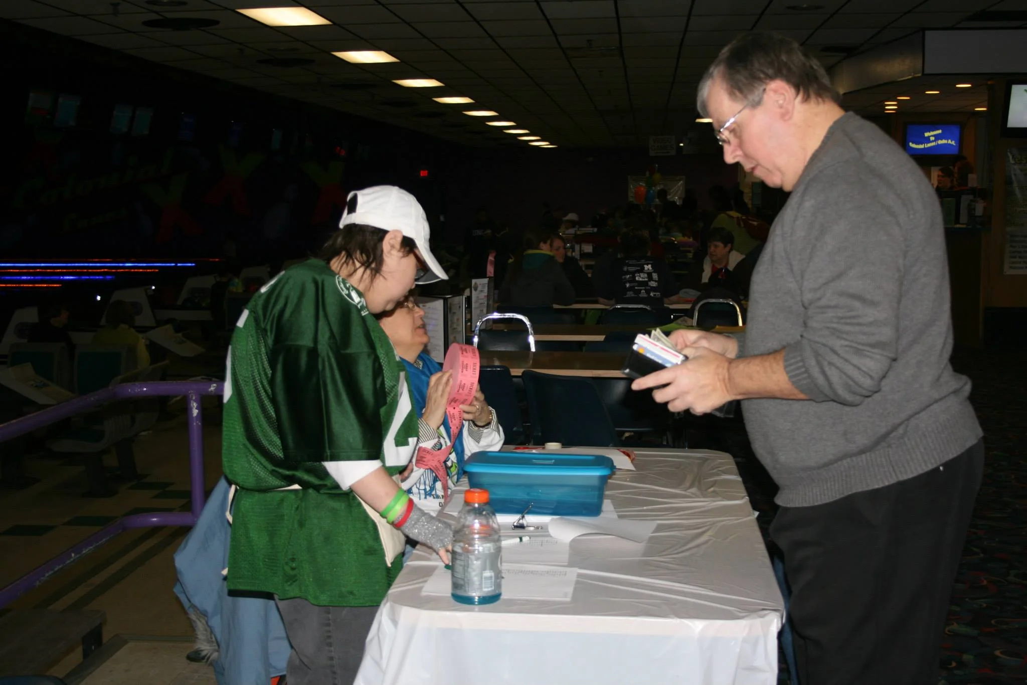 TM Bowling 2014-05.jpg