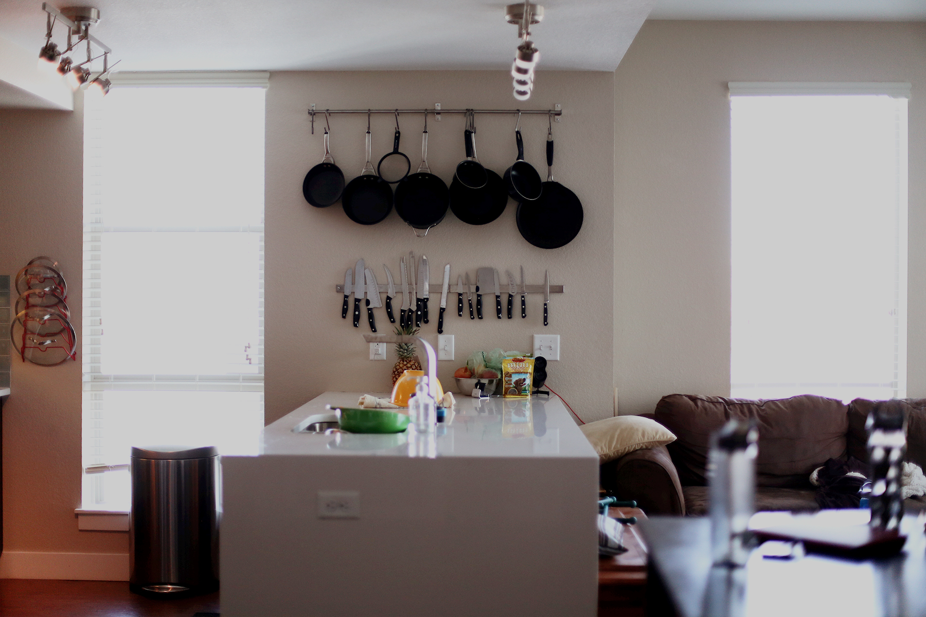 i'm so jealous of their kitchen.