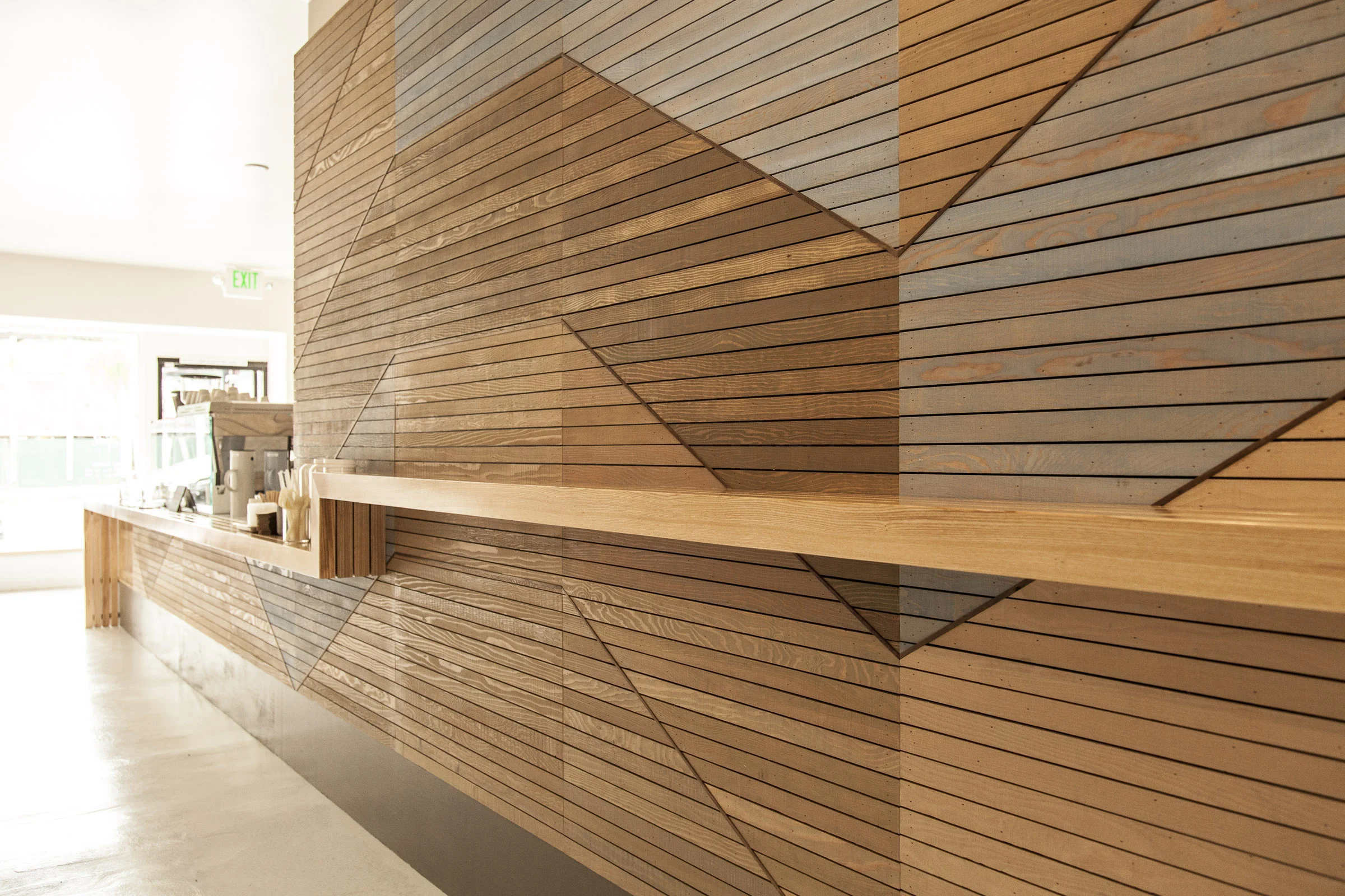 aaron_shinn-the_assembly_cafe-061015-7924.jpg