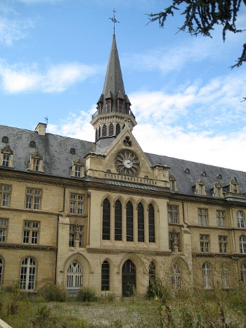 Chapel of the Bon Sauveur Hospital in Caen where St. Louis Martin attended Mass while he was a patient there. Photo credit: "herbaltablet"