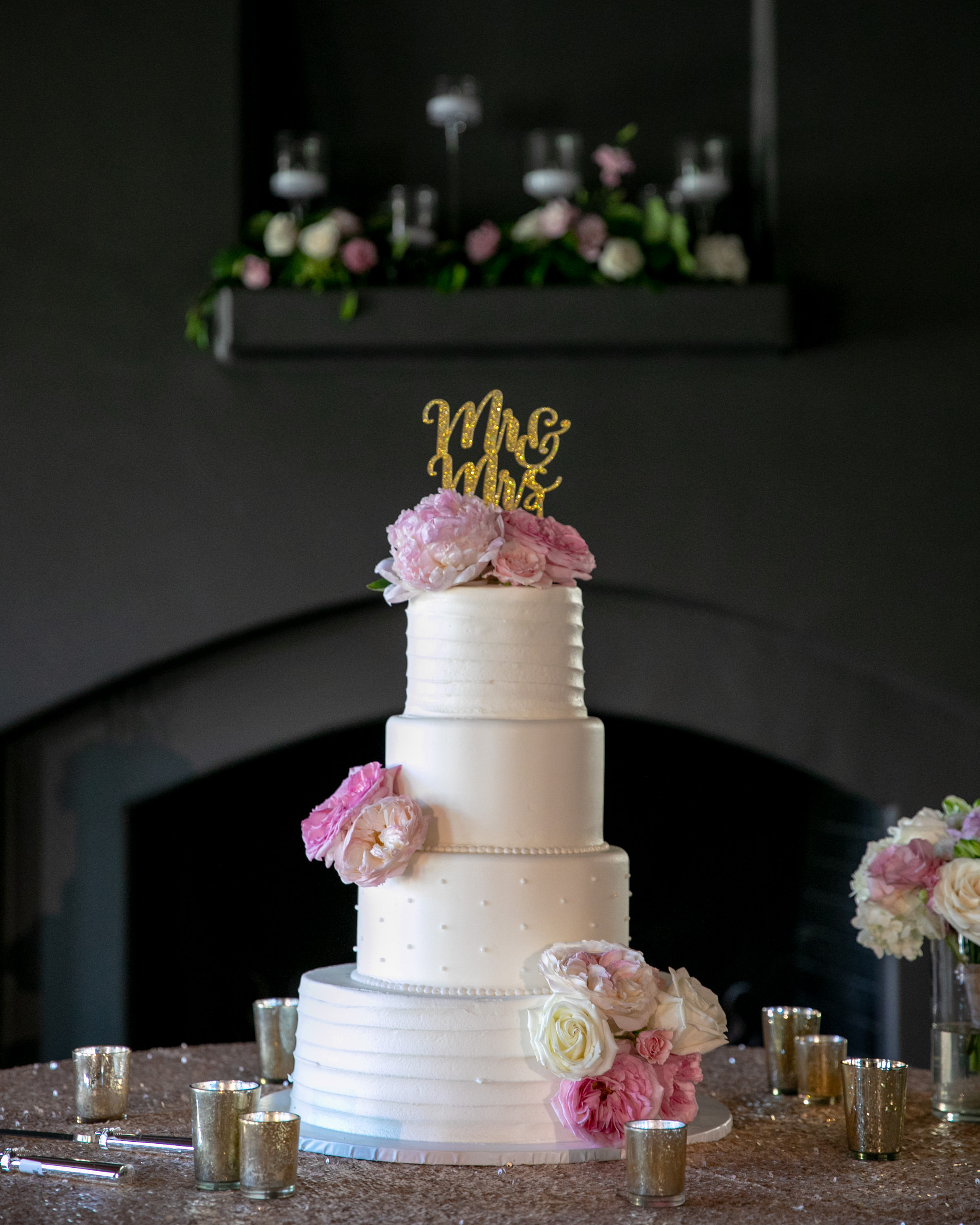 LarkLavender_Orange_County_Wedding_Cake.jpg