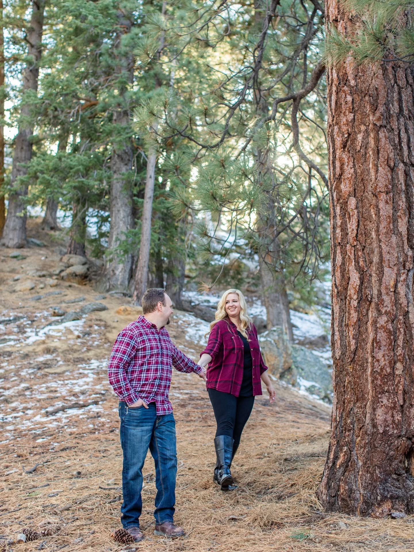 All this snow &amp; all I can think about is this dreamy, snowy Big Bear Engagement session

LMK if you need a snowy portrait session too, we can head to the mountains together!

#bigbearengagementsession #orangecountyweddingphotographer
#LosAngelesW