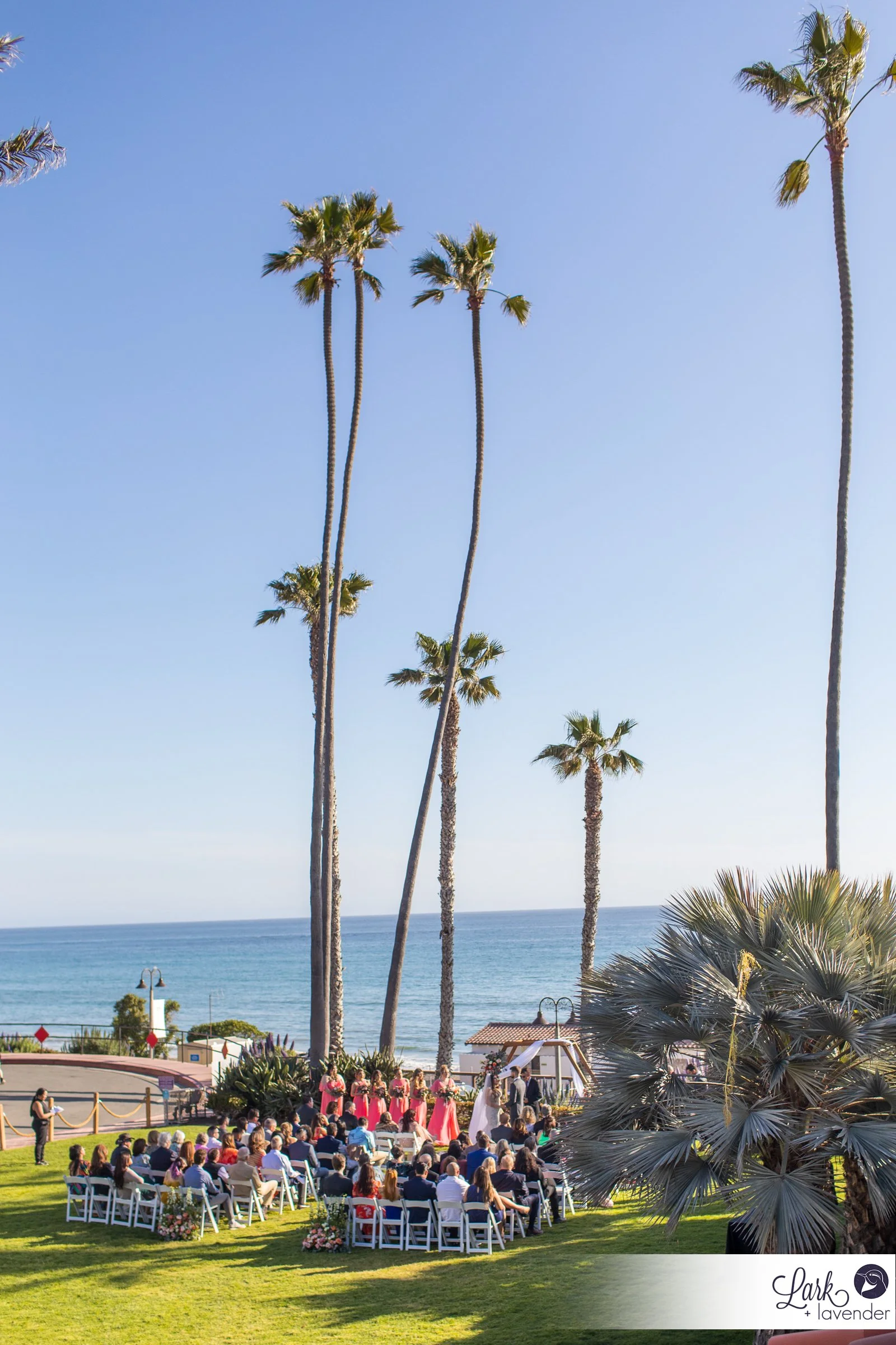 Sunkissed & Golden Ole Hanson Beach Club Wedding in San Clemente, CA