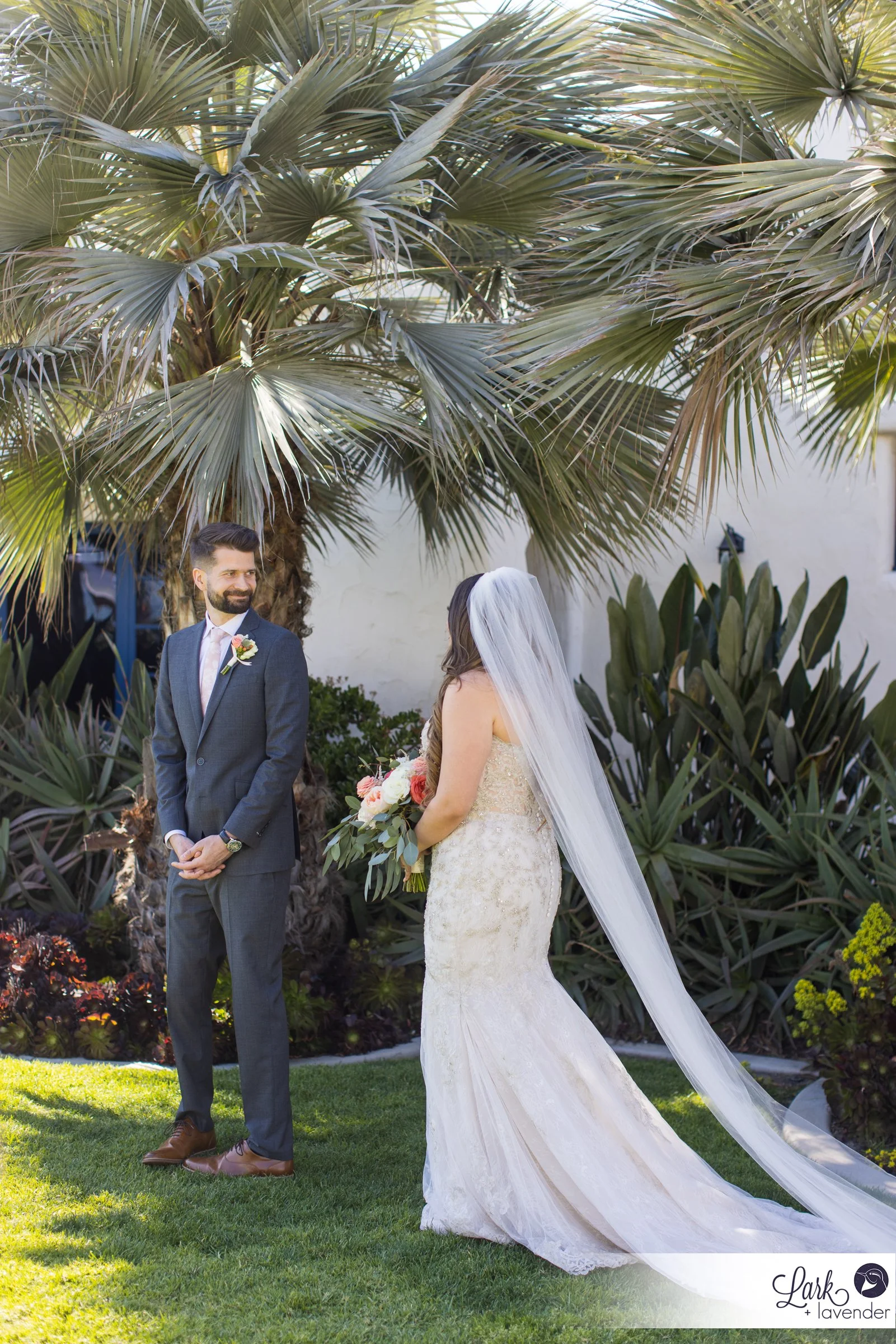 Sunkissed & Golden Ole Hanson Beach Club Wedding in San Clemente, CA
