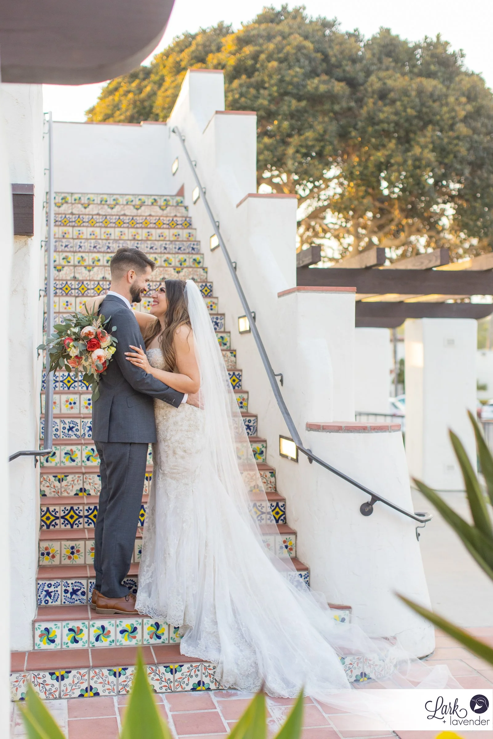 Sunkissed & Golden Ole Hanson Beach Club Wedding in San Clemente, CA