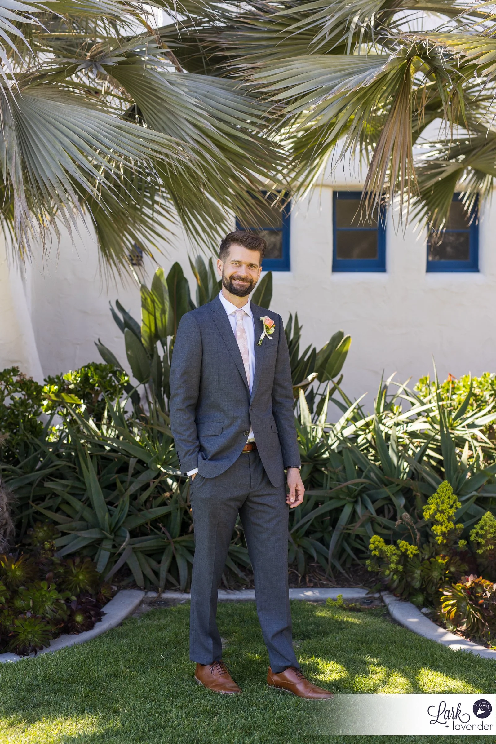 Sunkissed & Golden Ole Hanson Beach Club Wedding in San Clemente, CA