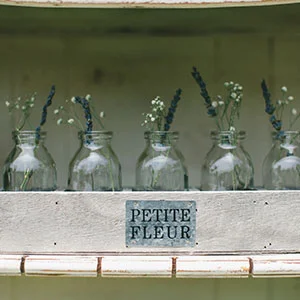 "PETITE FLEUR" CRATE & BOTTLES - $10 MORE DETAILS & PICS...