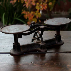 WEIGHTS & MEASURES SCALE - $8 MORE DETAILS & PICS...
