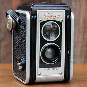 1950 KODAK DUAFLEX II - $10 MORE DETAILS & PICS...