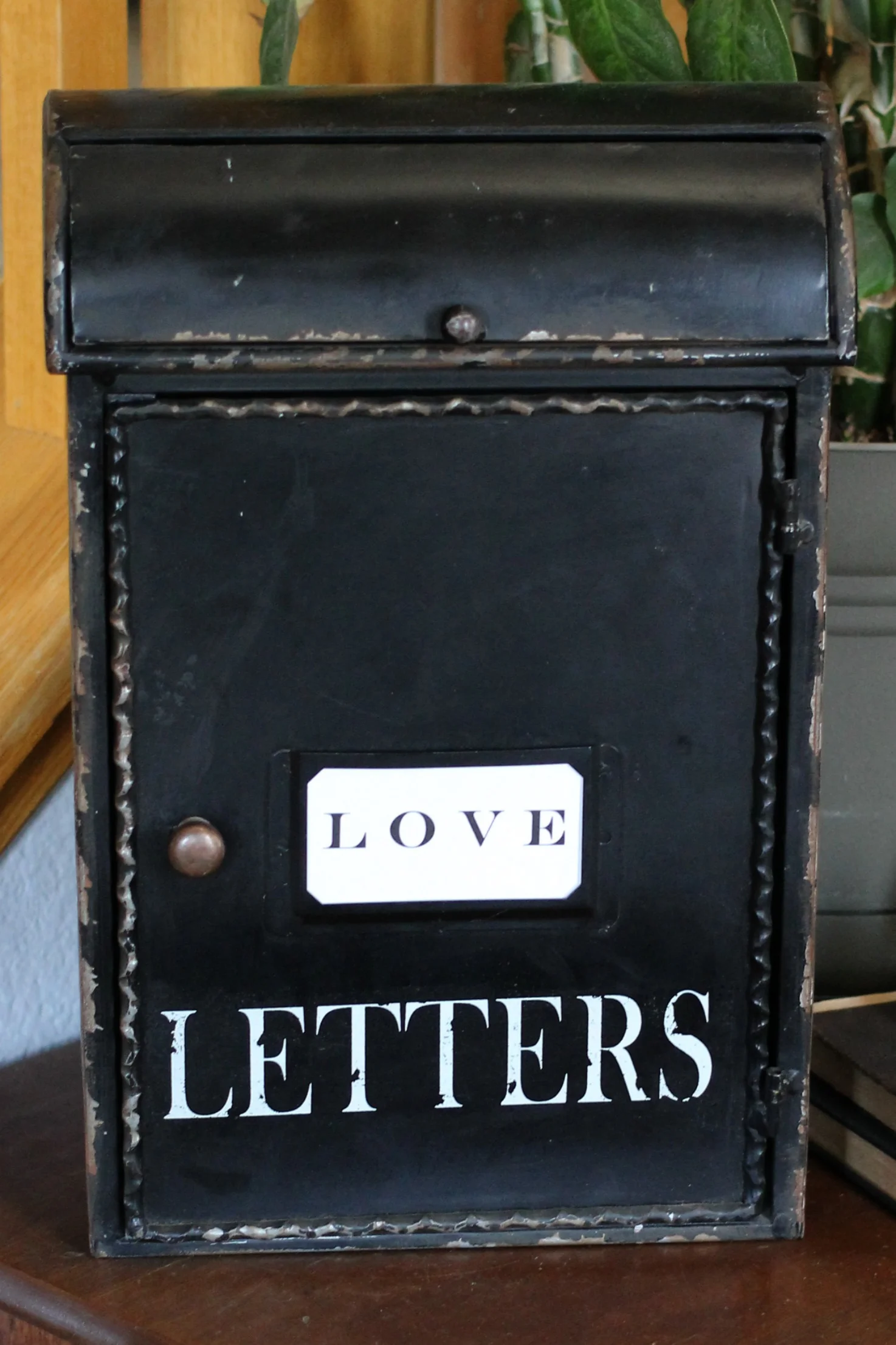 MAILBOX - Wall Mount Style - $15 MORE DETAILS & PICS...