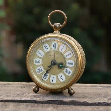 Small "Blessings" Clock 335 - $3 MORE DETAILS & PICS...