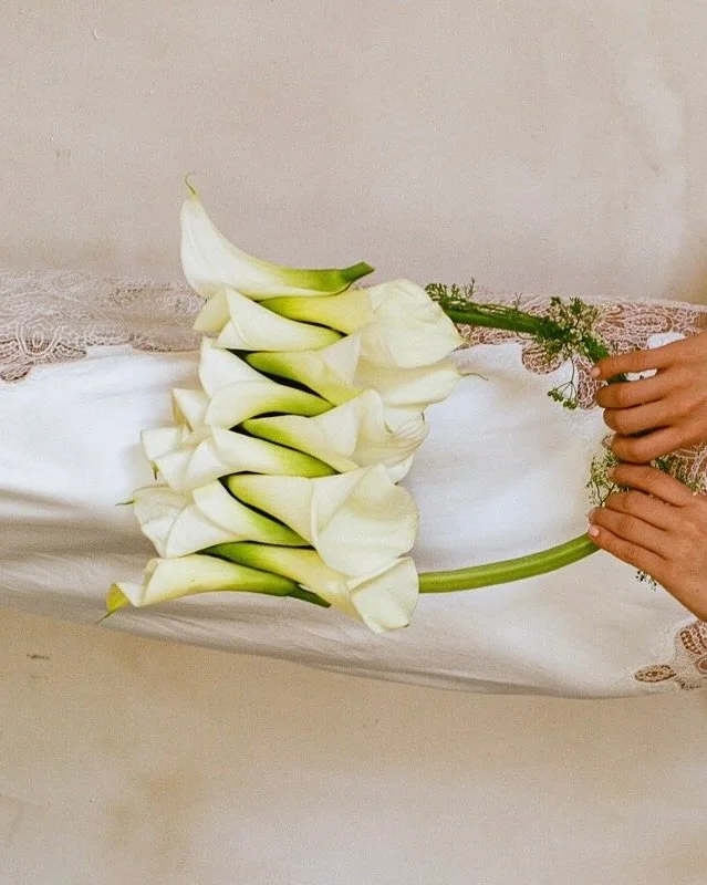 The bag and her (late night) making 🤍 &mdash; loved working this out and making something different. 

I&rsquo;d love to know what you&rsquo;d like to see in florals, any suggestions?  What should I make?

Photography @jamie_.green 
Dream muse @shei