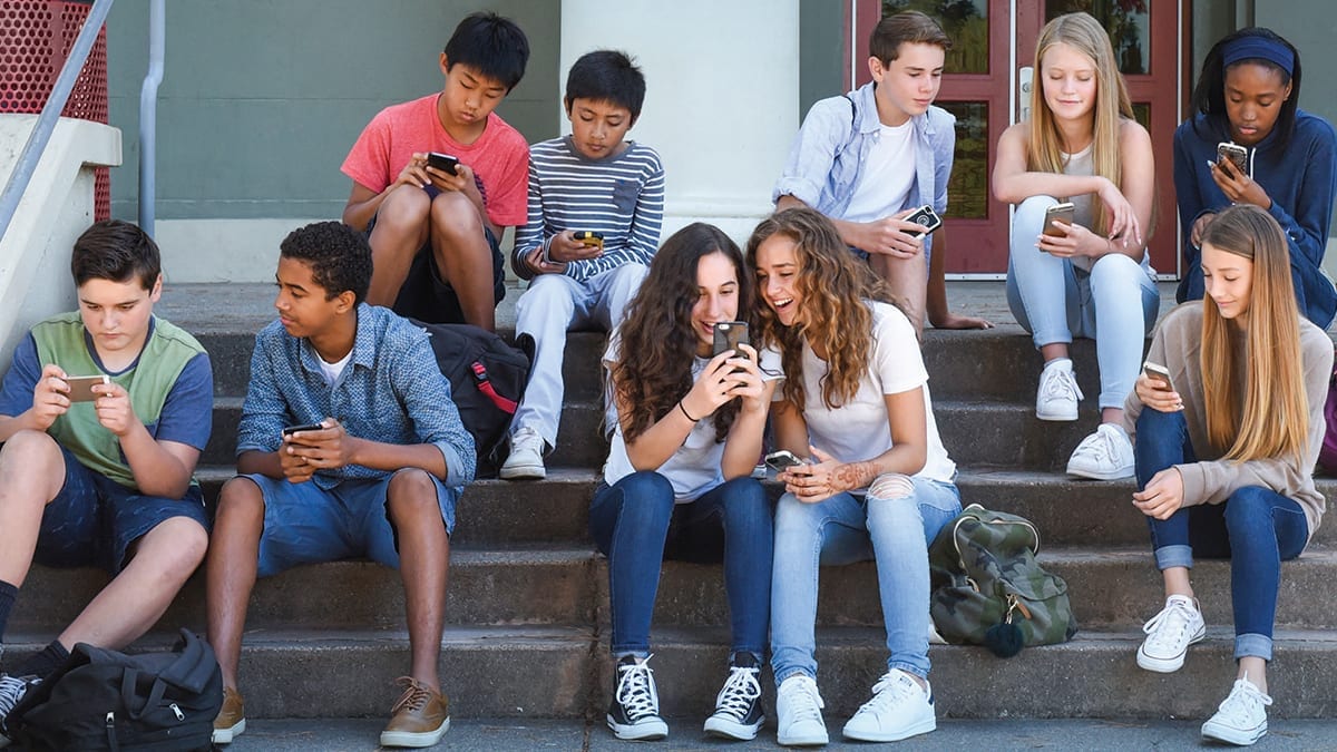 why are teachers so reluctant to tap into digital LITERACY?