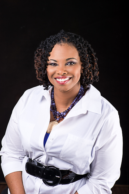 Client: Kenisha T. Location: Jacksonville, FL MUA: Davianne Rivera Photographer: Leighton DaCosta