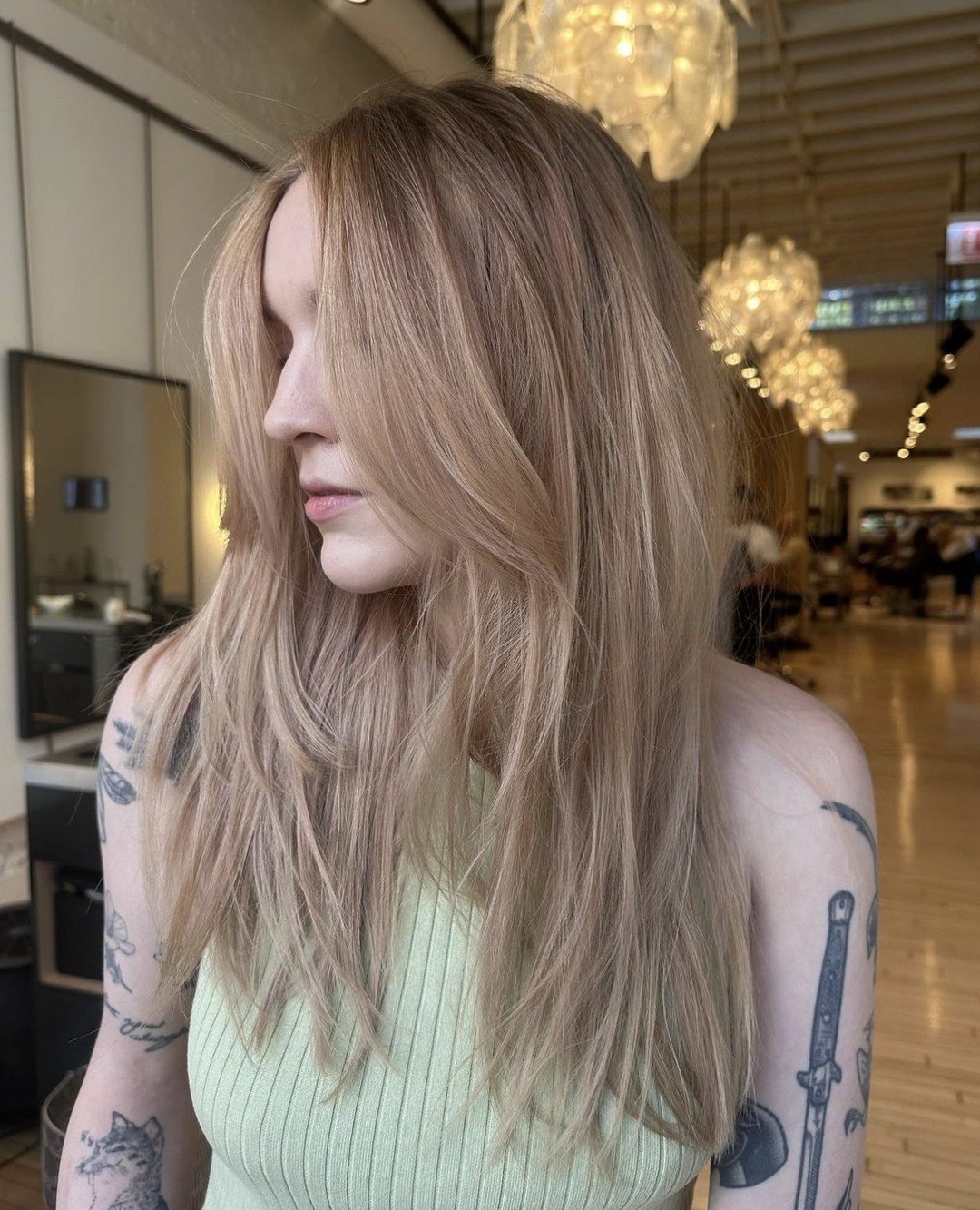 Our expert colorist Emily is here to enhance your natural hair color and create low-maintenance looks that will make you feel fabulous! Color by @emilywynnebeauty⁠
⁠
▪️ Book your next consultation/appointment today! Click &ldquo;contact&rdquo; in our