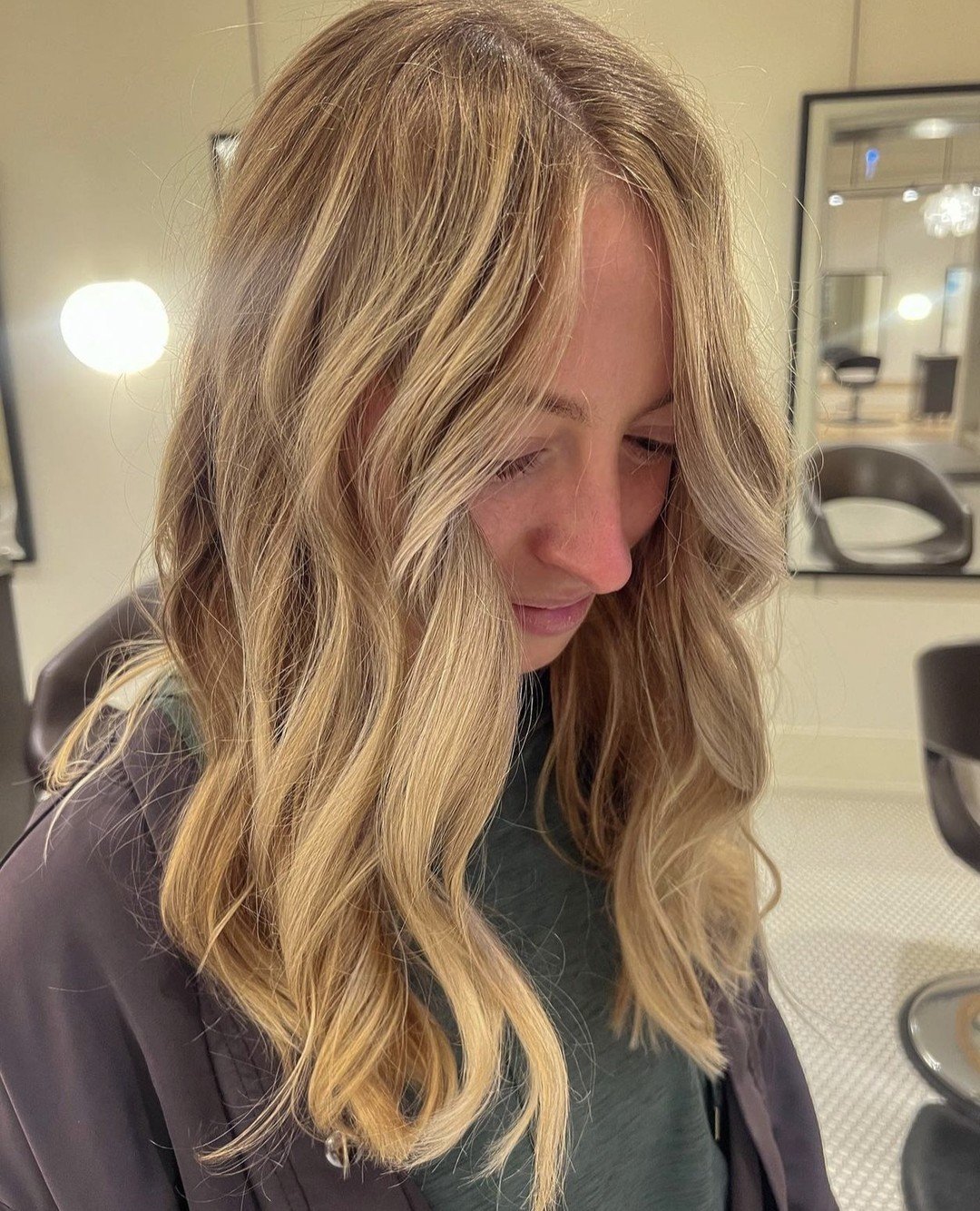 Time to shake things up! Switch up your look at Michael &amp; Michael Salon with a stunning blonde balayage. Trust us, you won't be able to resist those sun-kissed vibes! Color by @colorbyhaley_chicago⁠
⁠
▪️ Book your next consultation/appointment to